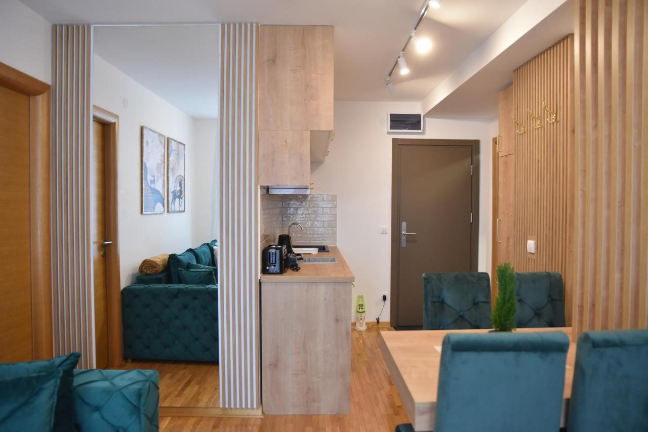 Apartman Lucija 9D57 Kraljevi Cardaci โคเปานิก ภายนอก รูปภาพ