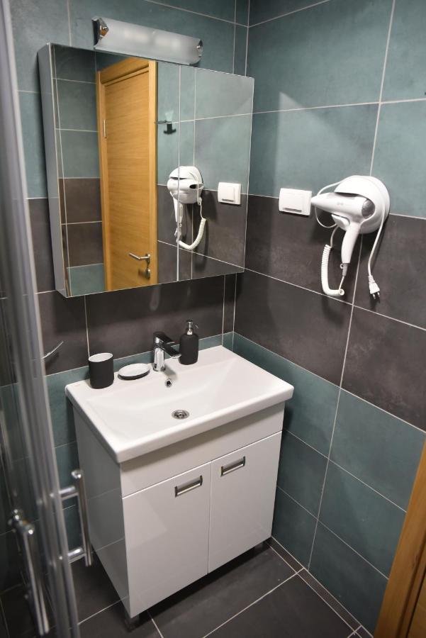 Apartman Lucija 9D57 Kraljevi Cardaci โคเปานิก ภายนอก รูปภาพ